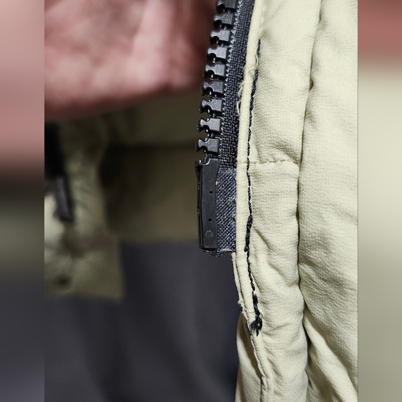 The Super Puff Long Jacket - 2XS - SAGE - Aritzia/TNA - Picture 9 of 17